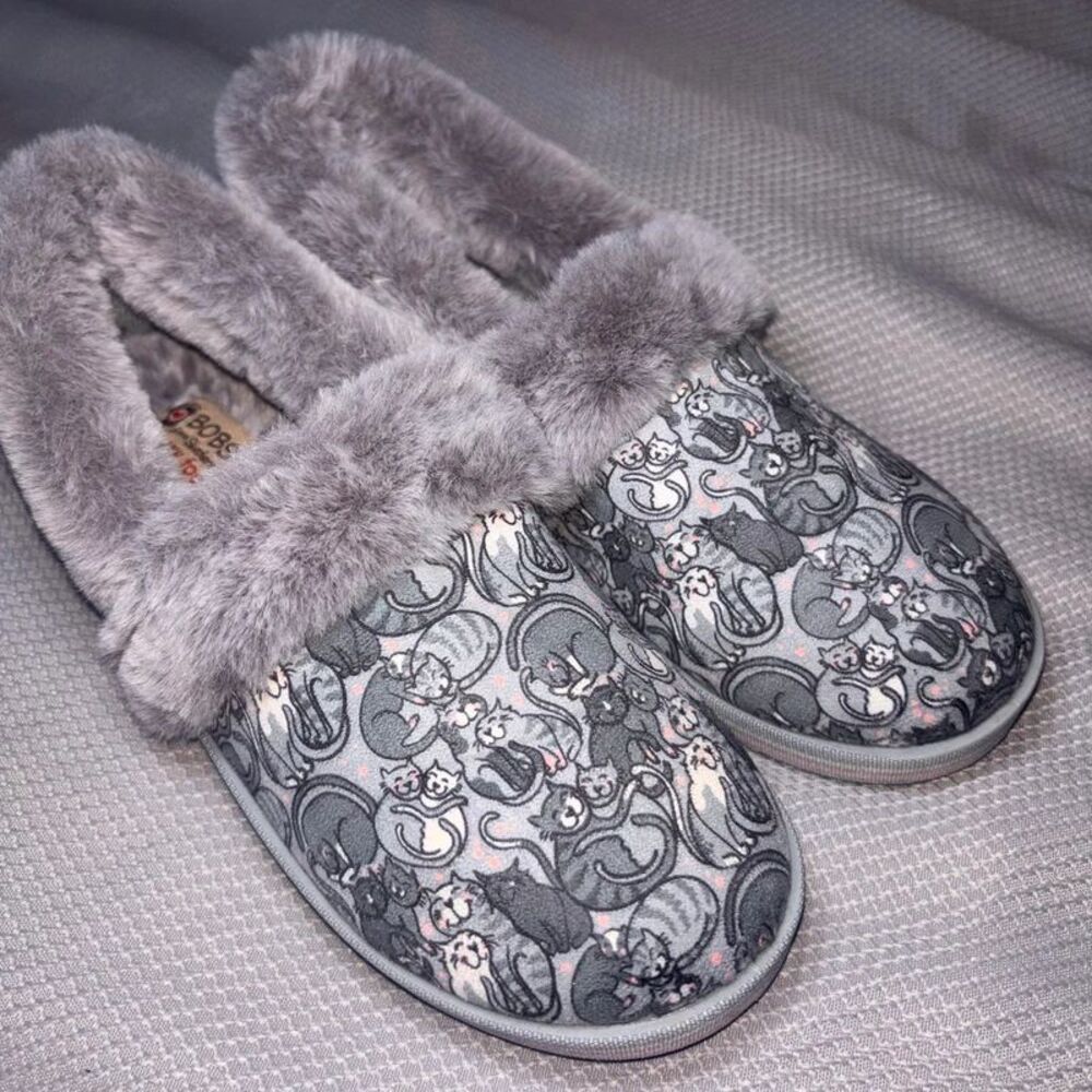 Skechers BOBS Too Cozy Little Spoon gray cat print fur lined slippers size 6